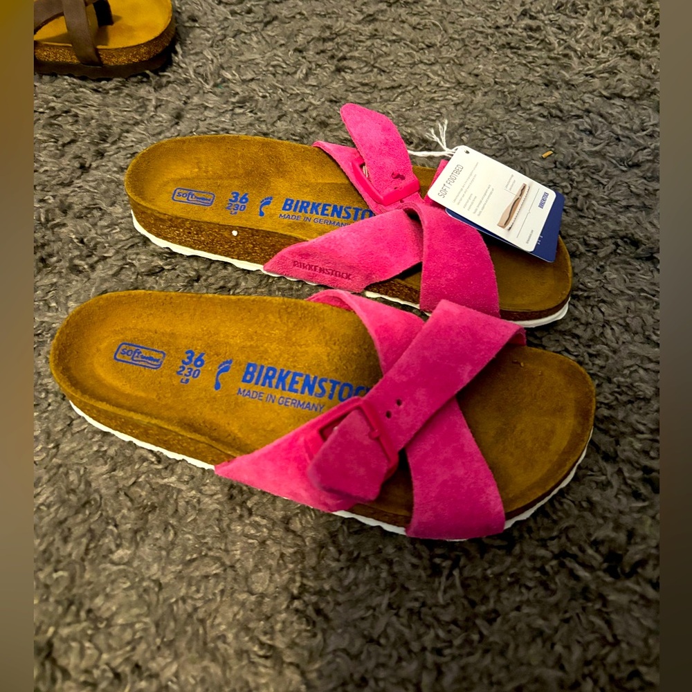 Birkenstock Women’s Sienna Sandals